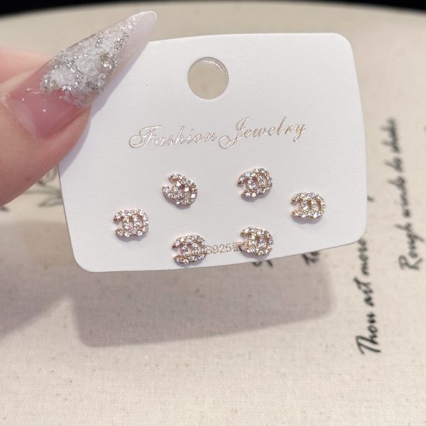 Small Fragrant Earrings S925 Silver Needle Classic Earrings Women's Accessories Light Luxury High-end Sense Small Fragrant Home Fashion Letter Earrings - 图片 13