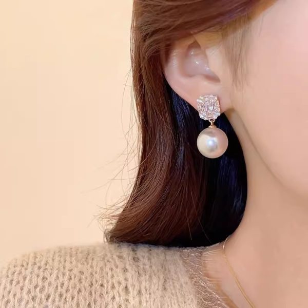 S925 Silver Needle Pearl High-grade Light Luxury Niche All-match Elegant Earrings Small Fragrant Earrings Yiwu New Jewelry Summer - 图片 3