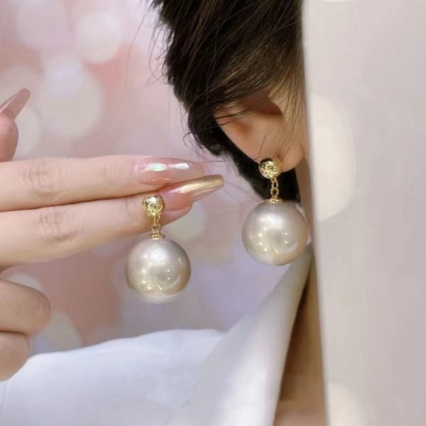 European and American Simple Pearl Earrings Big Drop Earrings Ins Fashion Ladies High-end Socialite Elegant Light Luxury Earrings