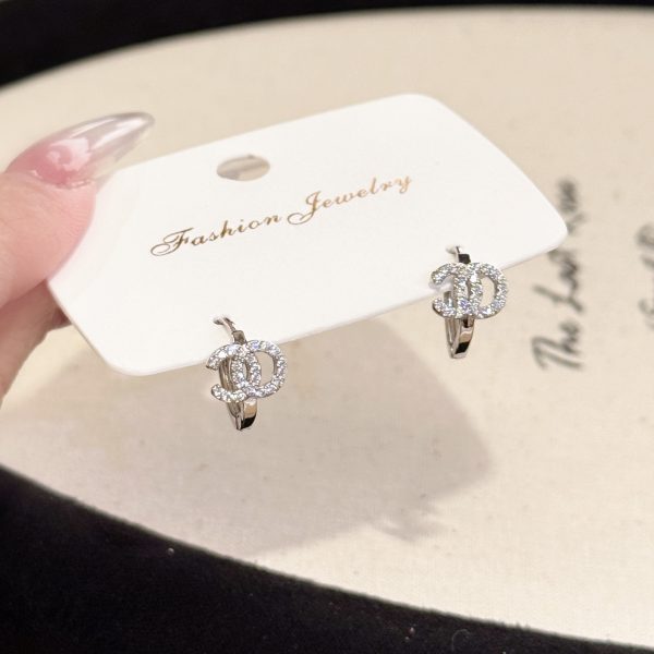 Small Fragrant Earrings S925 Silver Needle Classic Earrings Women's Accessories Light Luxury High-end Sense Small Fragrant Home Fashion Letter Earrings - 图片 19