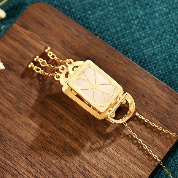 o1cn010ug5gm2nqomam7tpv 2200655039958 0 cib