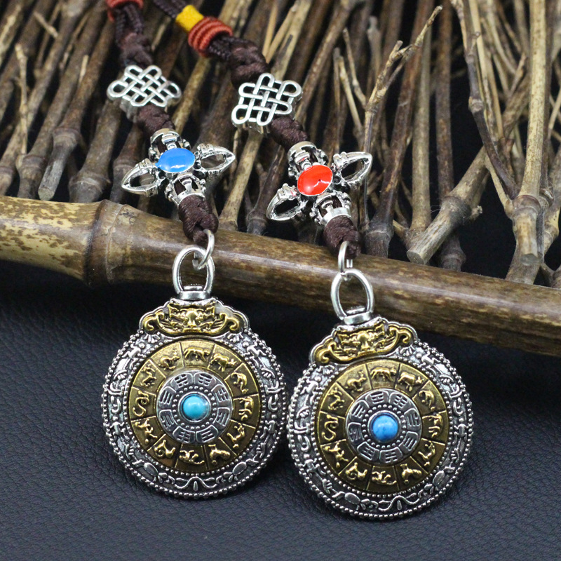 Tibetan Silver Nine Palace Bagua Card Will Turn Bagua Waist Card Travel Live Six-character True Words Eight Treasures Auspicious Hand-woven 新款九宫八卦可转动腰牌 旅游纪念饰品 包包挂件六字真言八宝吉