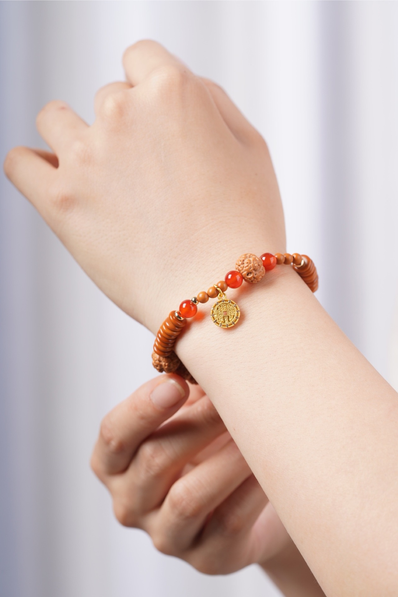 O1CN01JSrm3h1pW8jgsH65n 2216364075367 0 Cib