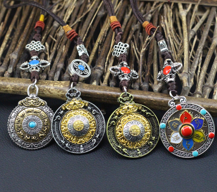 Tibetan Silver Nine Palace Bagua Card Will Turn Bagua Waist Card Travel Live Six-character True Words Eight Treasures Auspicious Hand-woven 新款九宫八卦可转动腰牌 旅游纪念饰品 包包挂件六字真言八宝吉