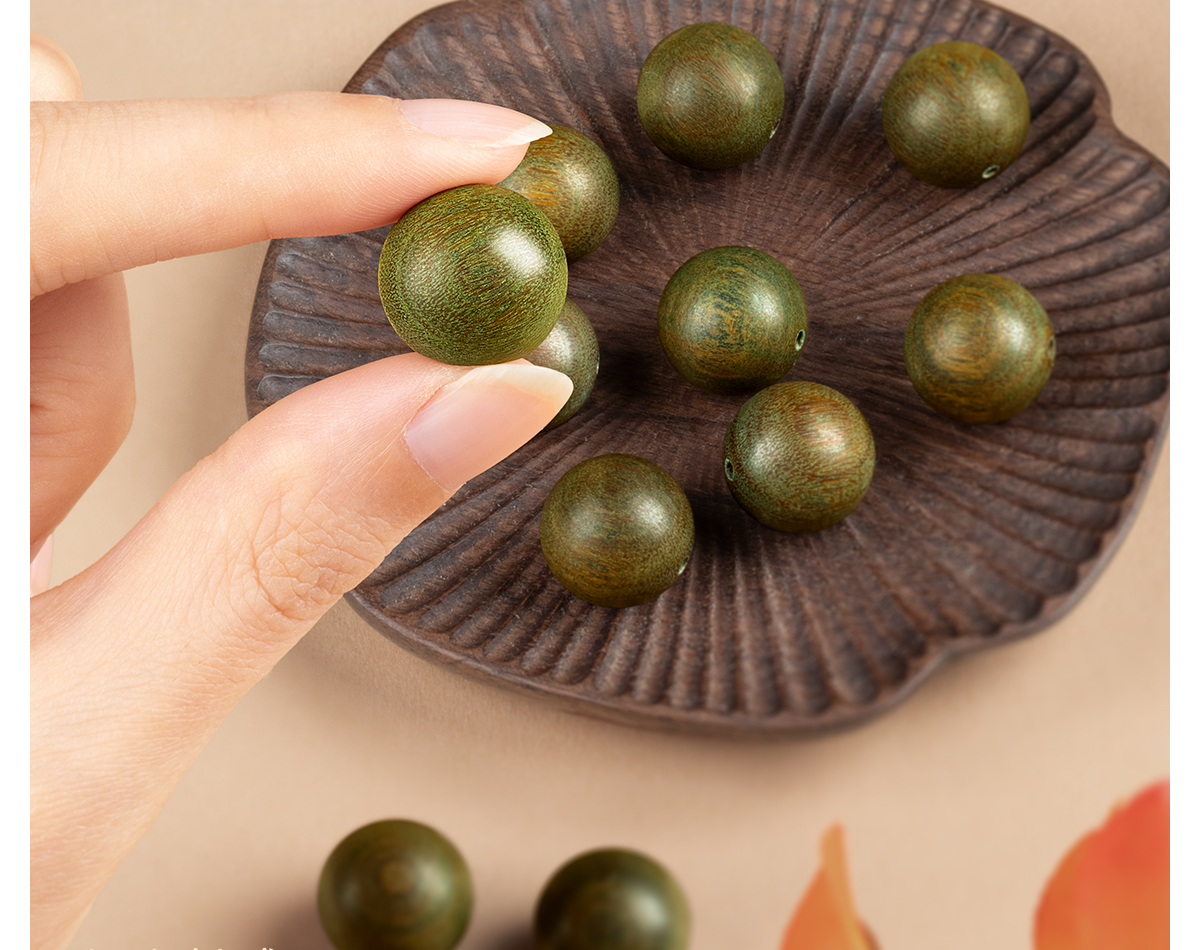 天然绿檀木手串男款盘玩特级老料阿根廷108佛珠念珠多圈地摊批发 O1CN01rkpg601jD0RtSZoua 2214636494513